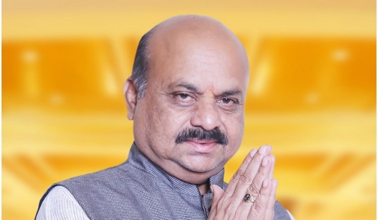 ബസവരാജ് ബൊമ്മ കര്ണാടക മുഖ്യമന്ത്രിയായി അധികാരമേറ്റു