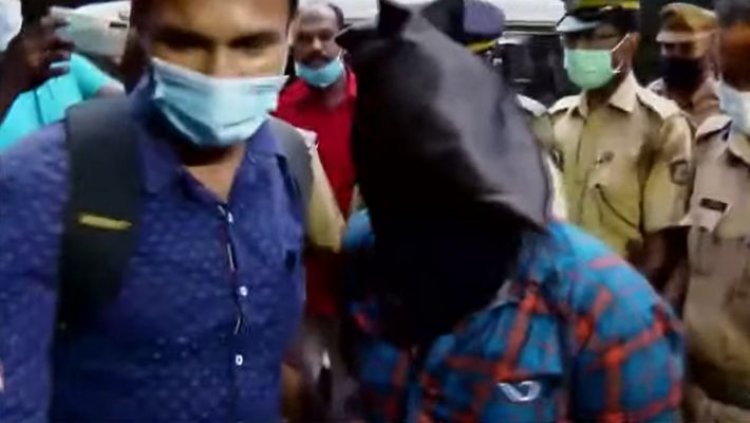 സോനുകുമാറിന്റെ ഫോണില് ചില മലയാളികളുടെ ഫോണ് നമ്ബറുകള്; ഇവര് മുമ്ബ് ഇയാളില് നിന്ന് തോക്ക് വാങ്ങിയോ എന്ന് അന്വേഷണം; പ്രതികളുടെ ചോദ്യം ചെയ്യലില് കേരള ബന്ധം തെളിയാന് സാധ്യത; മറ്റുകേസുകളില് ഉള്പ്പെട്ടിട്ടുണ്ടോ എന്നും സംശയം; കോതമംഗലത്ത് മാനസയെ കൊലപ്പെടുത്തി സ്വയം ജീവനൊടുക്കിയ രാഖിലിന് കള്ളത്തോക്ക് നല്കിയ പ്രതികളെ കേരളത്തില് എത്തിച്ചു