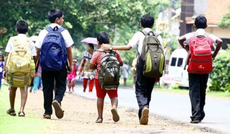സ്കൂളുകള് തുറക്കുന്നത് സംബന്ധിച്ച് സംസ്ഥാനങ്ങള്ക്ക് തീരുമാനിക്കാമെന്ന് കേന്ദ്രസര്ക്കാര്
