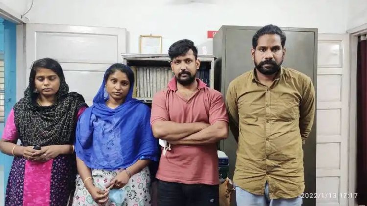 മക്കളെ ഉപേക്ഷിച്ച് കാമുകന്മാർക്കൊപ്പം നാടു വിട്ടു; നാലു പേർ അറസ്റ്റിൽ.