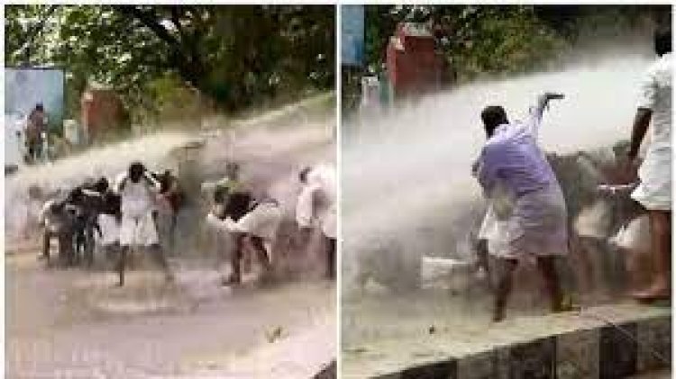 ലോ കോളേജ് അക്രമം; യൂത്ത് കോൺഗ്രസ് നിയമസഭാ മാർച്ചിൽ സംഘർഷം, പൊലീസും പ്രവർത്തകരുമായി ഉന്തും തള്ളും