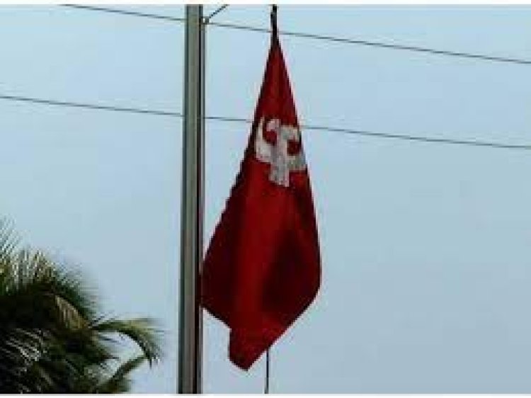 പയ്യന്നൂര് ഫണ്ട് തിരിമറി: ആരോപണം പരിശോധിക്കുമെന്ന് ജില്ലാ സെക്രട്ടറി, തിരിമറിയില്ലെന്ന നിലപാടുമായി ജയരാജന്